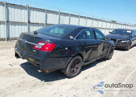 2014 Ford Police Interceptor из США, поврежденный, VIN 1FAHP2MK9EG185871